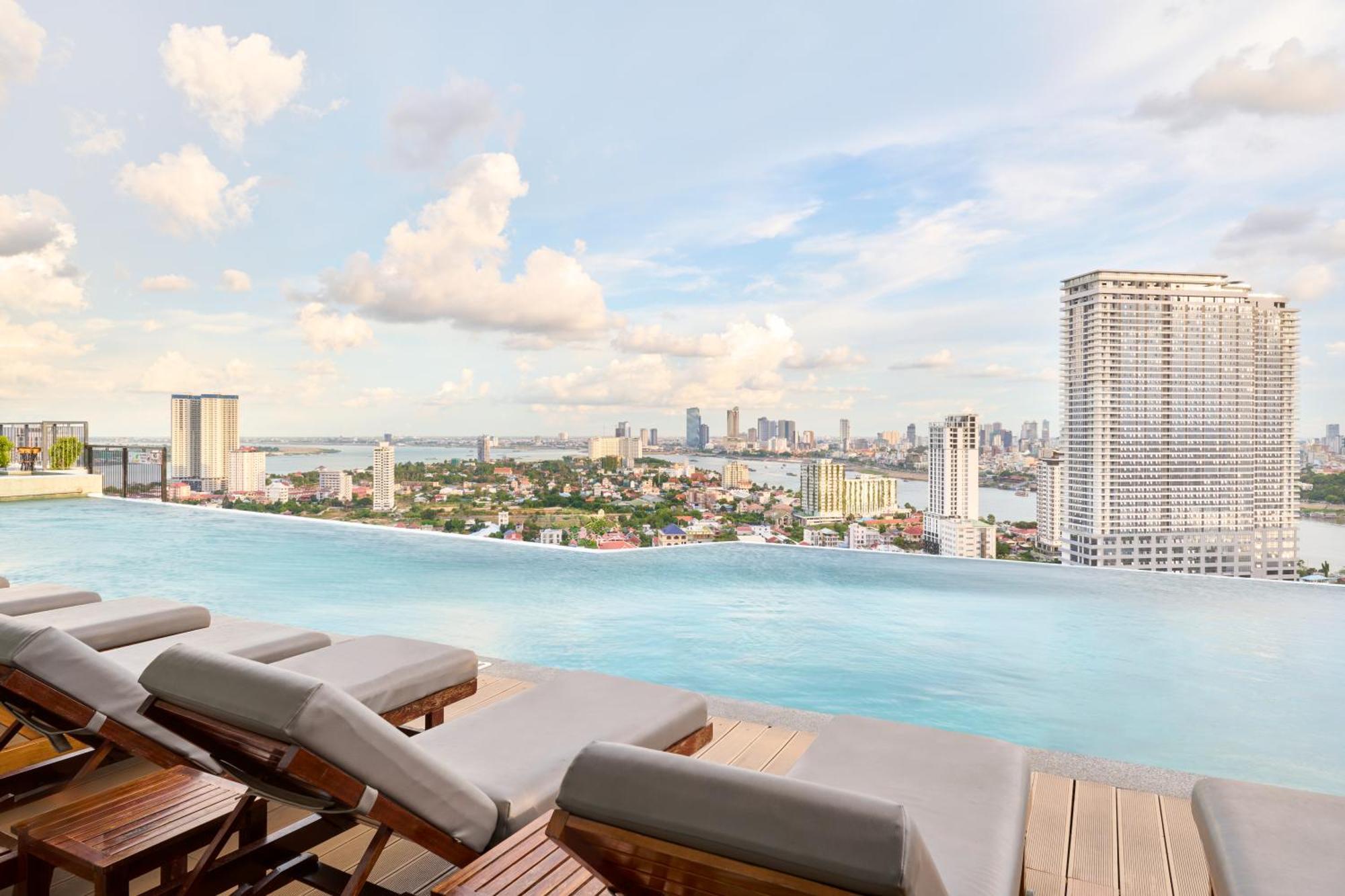 The Peninsula Phnom Penh Hotel Eksteriør billede